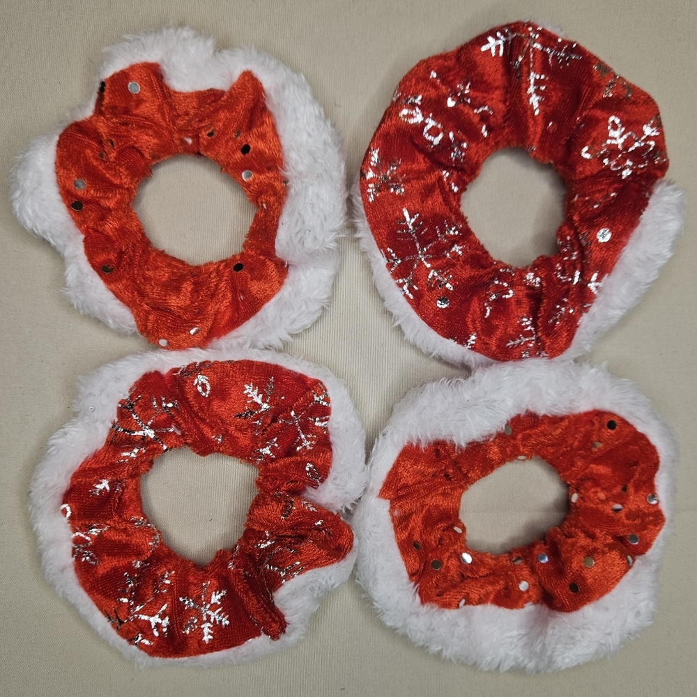 Holiday Scrunchies Set Of 4 NEW